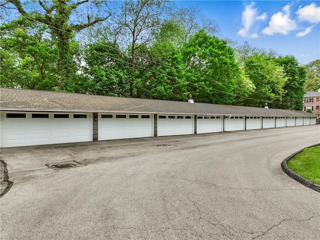 61 Darlington Rd Unit A-12, Patterson Twp, PA 15010 - view of garage
