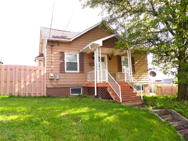 192 Searight Ave, Uniontown, PA 15401 - view of bungalow-style house