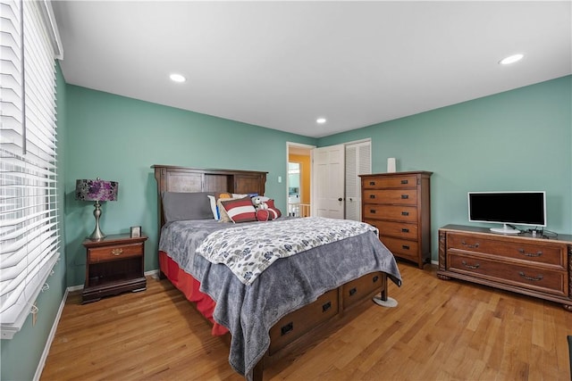 1209 Satellite Cir, Upper St Clair, PA 15241 - bedroom with light wood-style flooring, baseboards, recessed lighting, and a closet