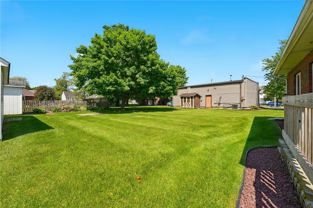 300 W Elizabeth St, Neshannock Twp, PA 16105 - view of yard with central AC