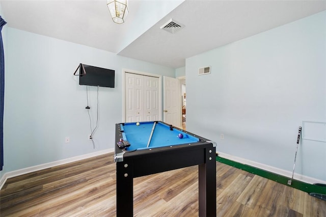 1011 Sunnyfield Ct, Penn Twp Wml, PA 15636 - playroom featuring wood finished floors, baseboards, and billiards