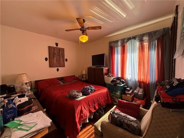 7134 Gladefield St, Lincoln-Larimer, PA 15206 - bedroom featuring a ceiling fan