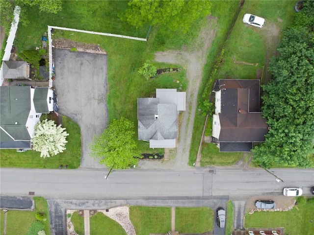 507 Sells Ln, Hempfield Twp Wml, PA 15601 - drone / aerial view
