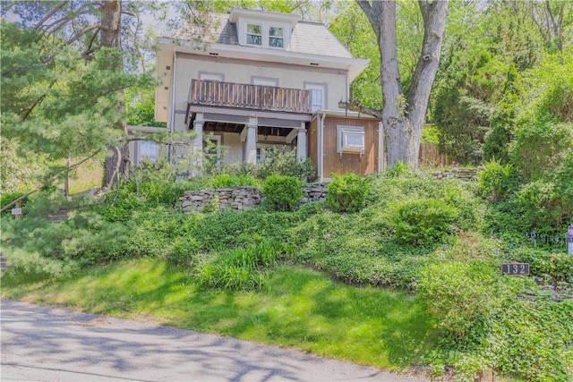 136 E Crafton Ave, Crafton, PA 15205 - back of property with a balcony and stucco siding