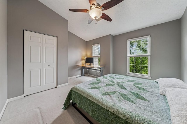 8201 Club Side Dr, Adams Twp, PA 16046 - bedroom featuring carpet flooring, baseboards, vaulted ceiling, a ceiling fan, and a textured ceiling