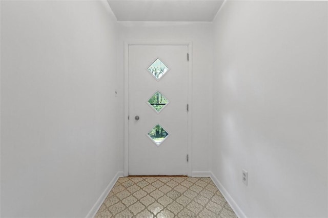 108 W Rd, Shaler, PA 15209 - entryway featuring baseboards