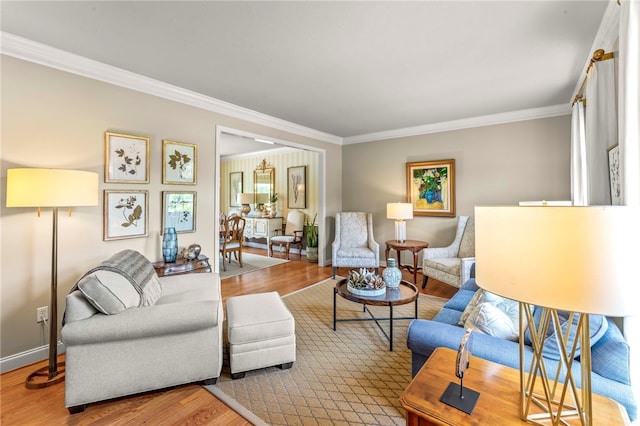 105 Pin Oak Ct, Peters Twp, PA 15367 - living room with crown molding, wood finished floors, and baseboards