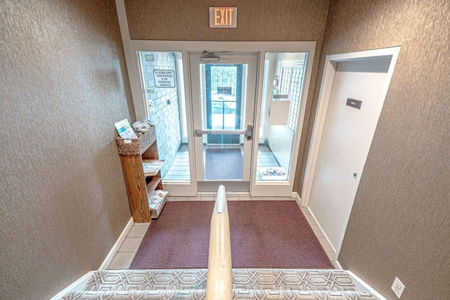 333 S Highland Ave Unit 303, Shadyside, PA 15206 - entryway featuring baseboards