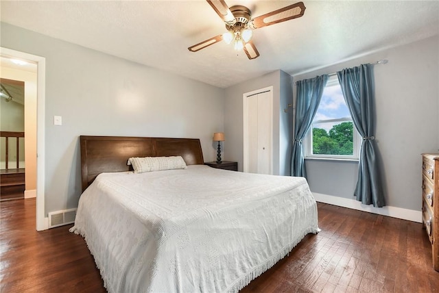 1521 Claim St, Troy Hill, PA 15212 - bedroom with dark wood-style floors, baseboards, a closet, and ceiling fan