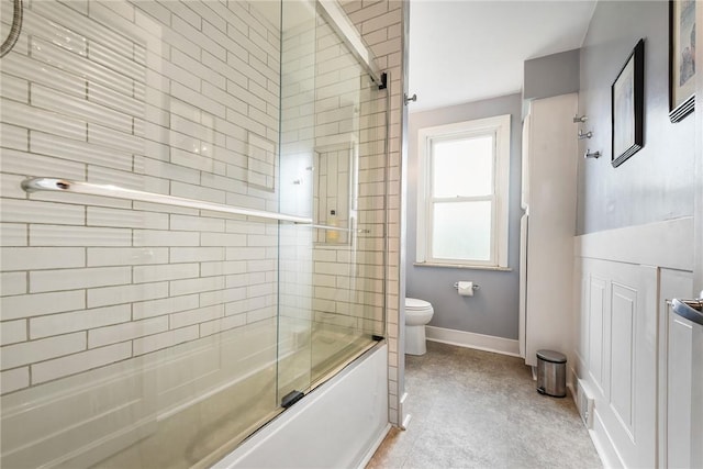 1521 Claim St, Troy Hill, PA 15212 - full bath featuring toilet, shower / bath combination with glass door, and baseboards