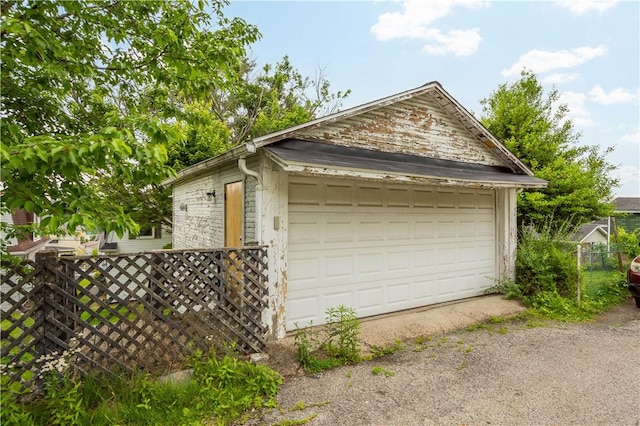 548 Conrad Ave, Charleroi Boro, PA 15022 - view of detached garage