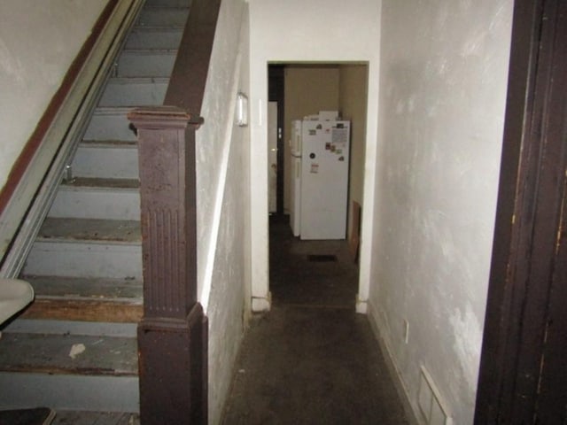 1433 Arlington Ave, Arlington, PA 15210 - view of stairway