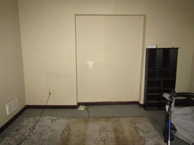 1433 Arlington Ave, Arlington, PA 15210 - unfurnished bedroom with baseboards