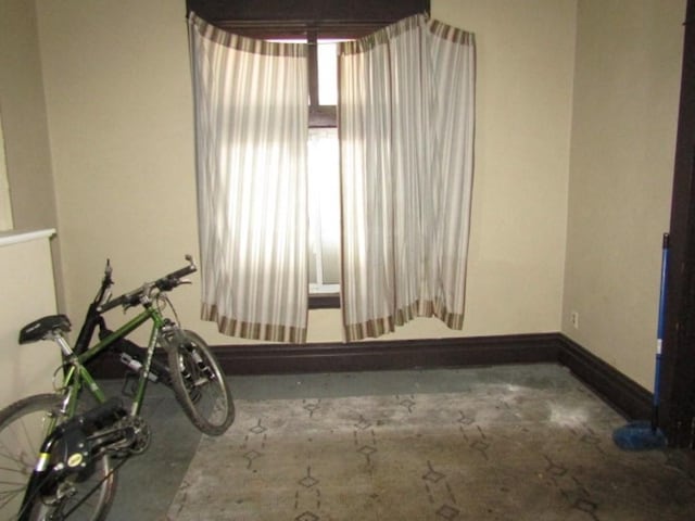 1433 Arlington Ave, Arlington, PA 15210 - spare room with baseboards