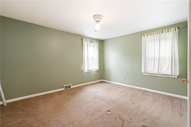 2501 Middletown Rd, Ingram, PA 15205 - carpeted empty room featuring baseboards