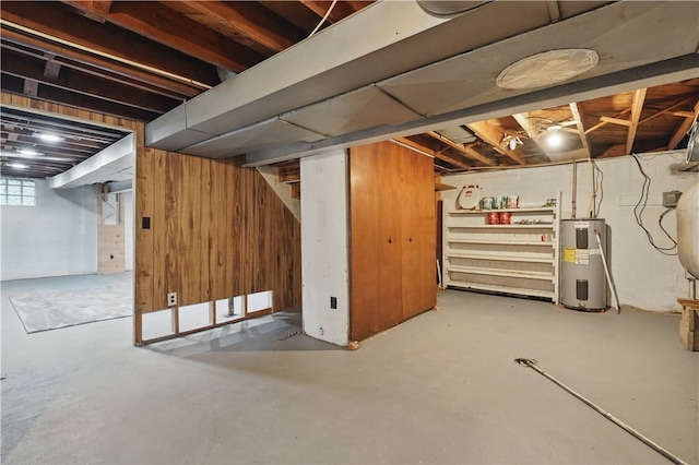 124 Plum St, Franklin Twp, PA 16117 - basement featuring electric water heater