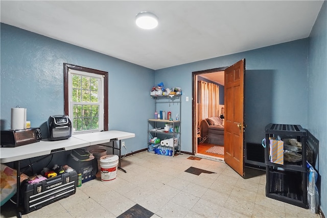 627 Seminary Ave, South Fayette, PA 15071 - office space with light floors and a textured wall