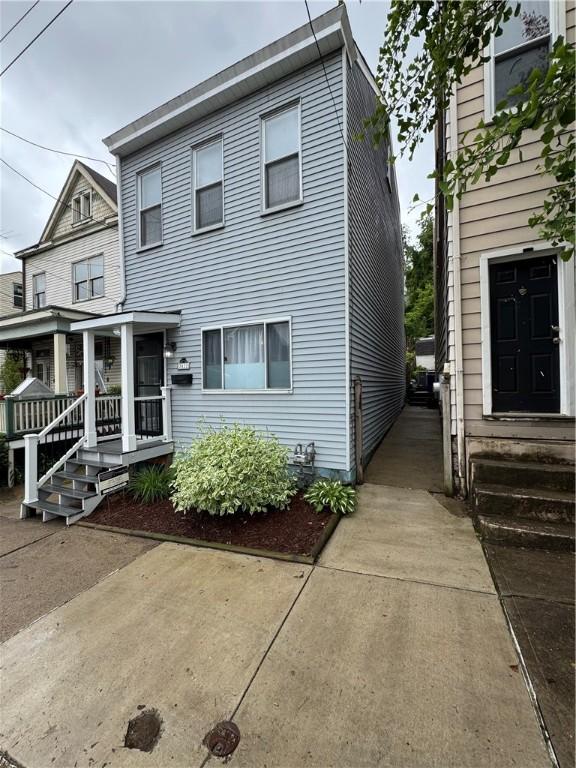 2422 Salisbury St, South Side, PA 15210 - view of property featuring entry steps