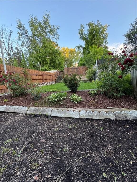 2422 Salisbury St, South Side, PA 15210 - view of fenced backyard