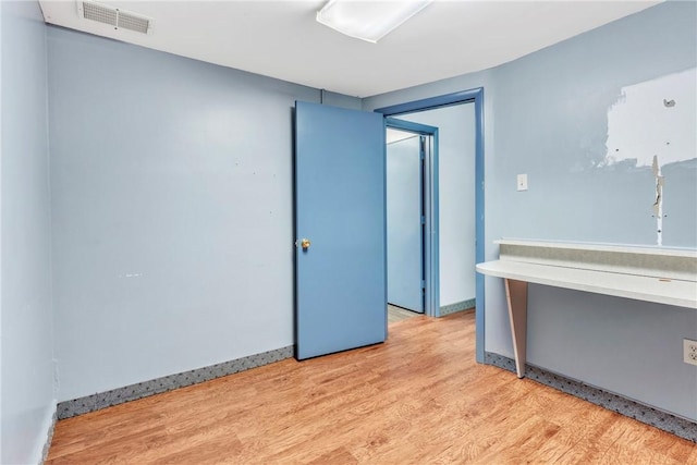 144 S 20th St, South Side, PA 15203 - unfurnished room featuring light wood-type flooring and baseboards