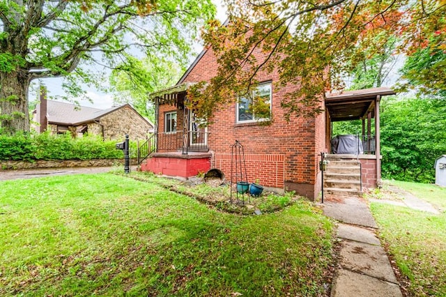 117 Derby Way, Aliquippa, PA 15001 - view of front of home featuring a front lawn and brick siding