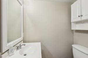 200 Edgewood Dr, Hopewell Twp Bea, PA 15001 - half bath featuring toilet and vanity