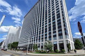 320 Fort Duquesne Blvd Unit 18F, Downtown Pgh, PA 15222 - view of building exterior