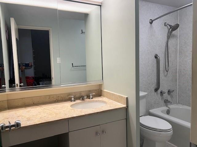 320 Fort Duquesne Blvd Unit 18F, Downtown Pgh, PA 15222 - bathroom with vanity, toilet, and tub / shower combination