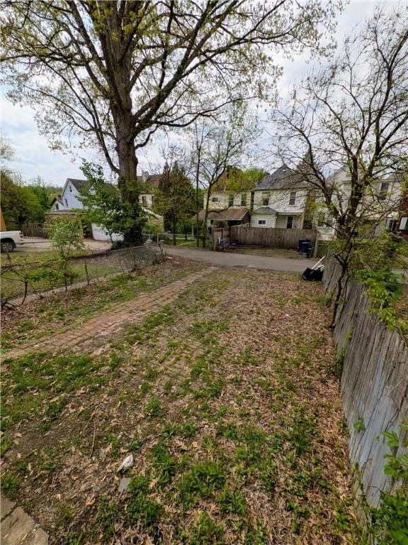 2759 Glen Mawr St, Sheraden, PA 15204 - view of yard