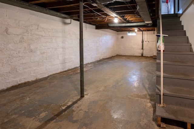 1153 Yanks Ln, South Park, PA 15236 - unfinished below grade area with stairs