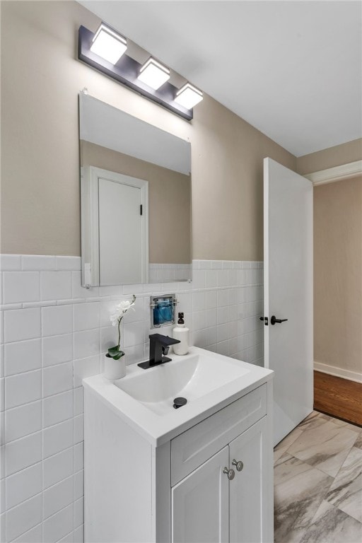 3815 Foster Rd N, Versailles, PA 15137 - bathroom featuring vanity and tile walls