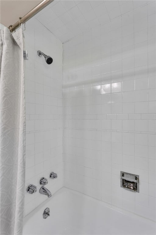 3815 Foster Rd N, Versailles, PA 15137 - bathroom with shower / bath combo with shower curtain