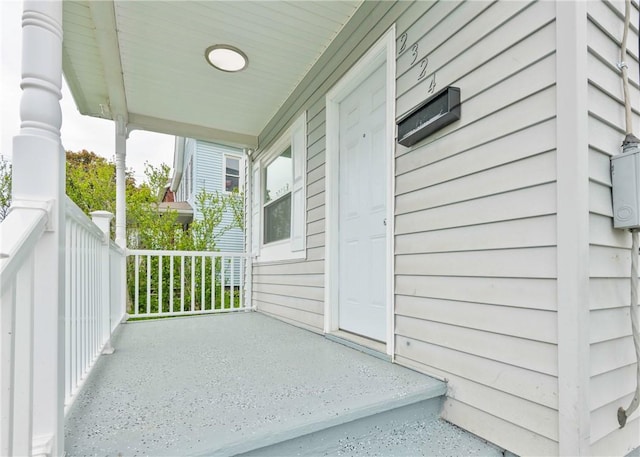 2324 Sheffield Rd, Aliquippa, PA 15001 - view of covered porch
