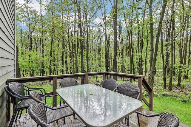 1630 Snowfield Way, Hidden Valley, PA 15502 - deck with outdoor dining space