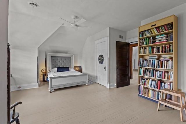 618 Hastings St, Point Breeze, PA 15206 - bedroom featuring wood finished floors, baseboards, ceiling fan, and lofted ceiling