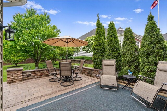 230 Patriot Ln, Economy, PA 15042 - view of patio / terrace with outdoor dining area