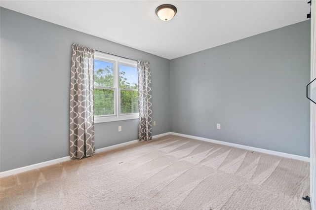 916 Timberland Ave, Brookline, PA 15226 - carpeted spare room featuring baseboards