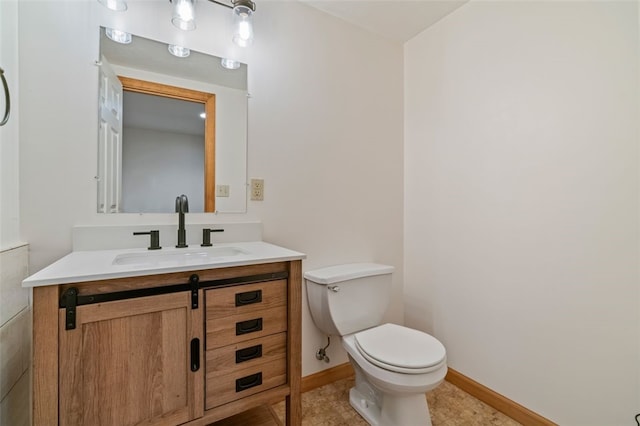 916 Timberland Ave, Brookline, PA 15226 - half bath with toilet, vanity, and baseboards
