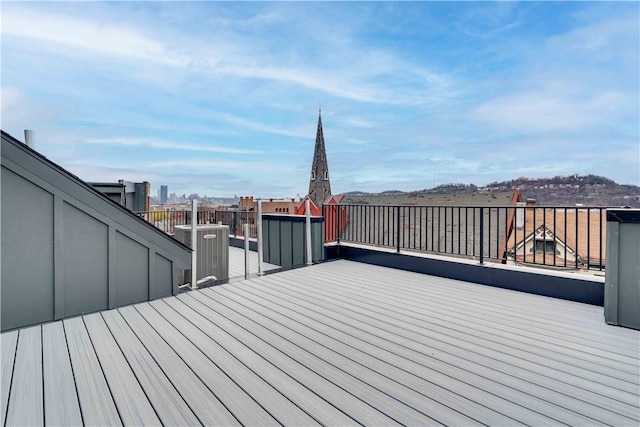 244 44th St, Lawrenceville, PA 15201 - view of wooden deck