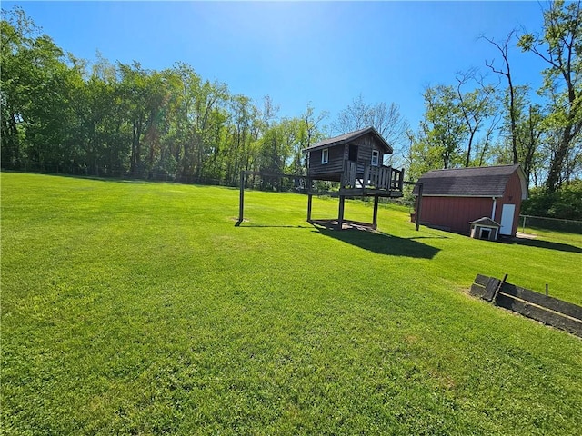 2977 Clay Pike, Sewickley Twp, PA 15678 - view of green lawn