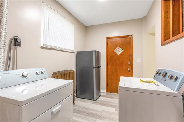 901 Ross Ave, Wilkinsburg, PA 15221 - washroom featuring independent washer and dryer and light wood finished floors