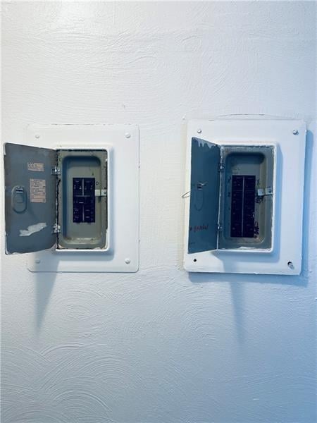 471 Lincoln Ave, Bellevue, PA 15202 - utilities featuring electric panel