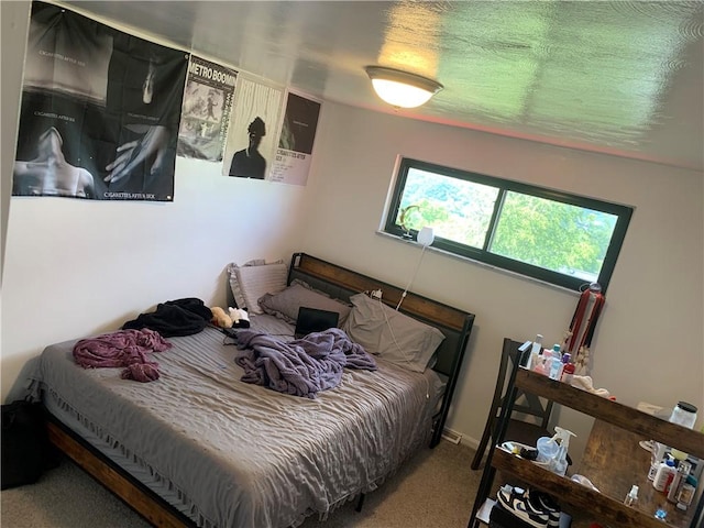 3003 Jersey St, Mckeesport, PA 15132 - bedroom featuring carpet floors