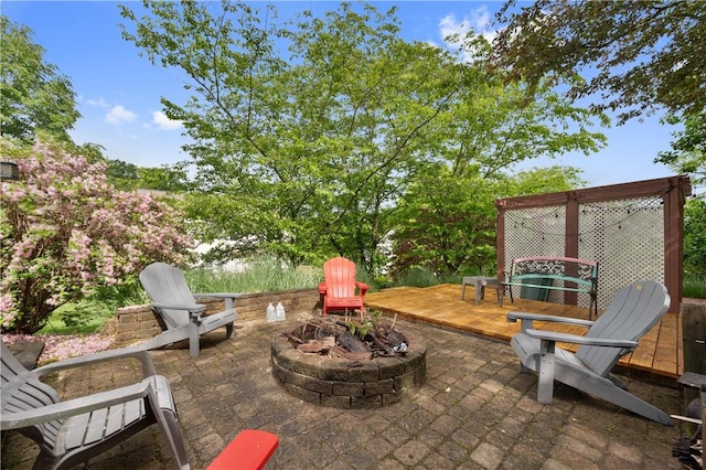 205 Emily Dr, Cranberry Twp, PA 16066 - view of patio / terrace featuring a fire pit