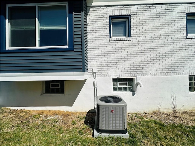 62 Laurel Ave, City Of Washington, PA 15301 - view of side of property featuring central AC and brick siding