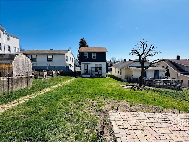 62 Laurel Ave, City Of Washington, PA 15301 - view of yard featuring a residential view