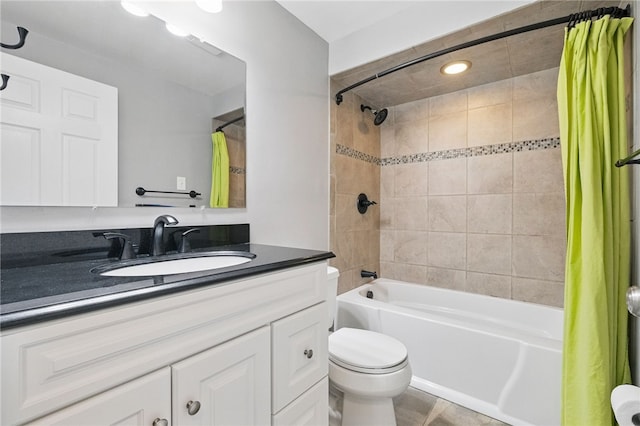 7965 Remington Dr, Mccandless, PA 15237 - bathroom featuring shower / bathtub combination with curtain, toilet, vanity, and recessed lighting