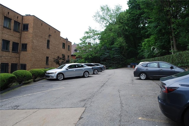 5120 5th Ave Unit 103, Shadyside, PA 15232 - view of uncovered parking lot