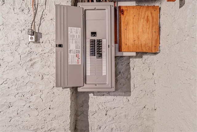 1675 Clairton Rd, West Mifflin, PA 15122 - utilities featuring electric panel
