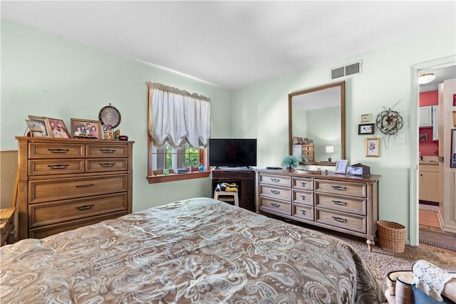 126 Jamestown Ct Unit C, Scott Twp Sal, PA 15216 - bedroom featuring connected bathroom